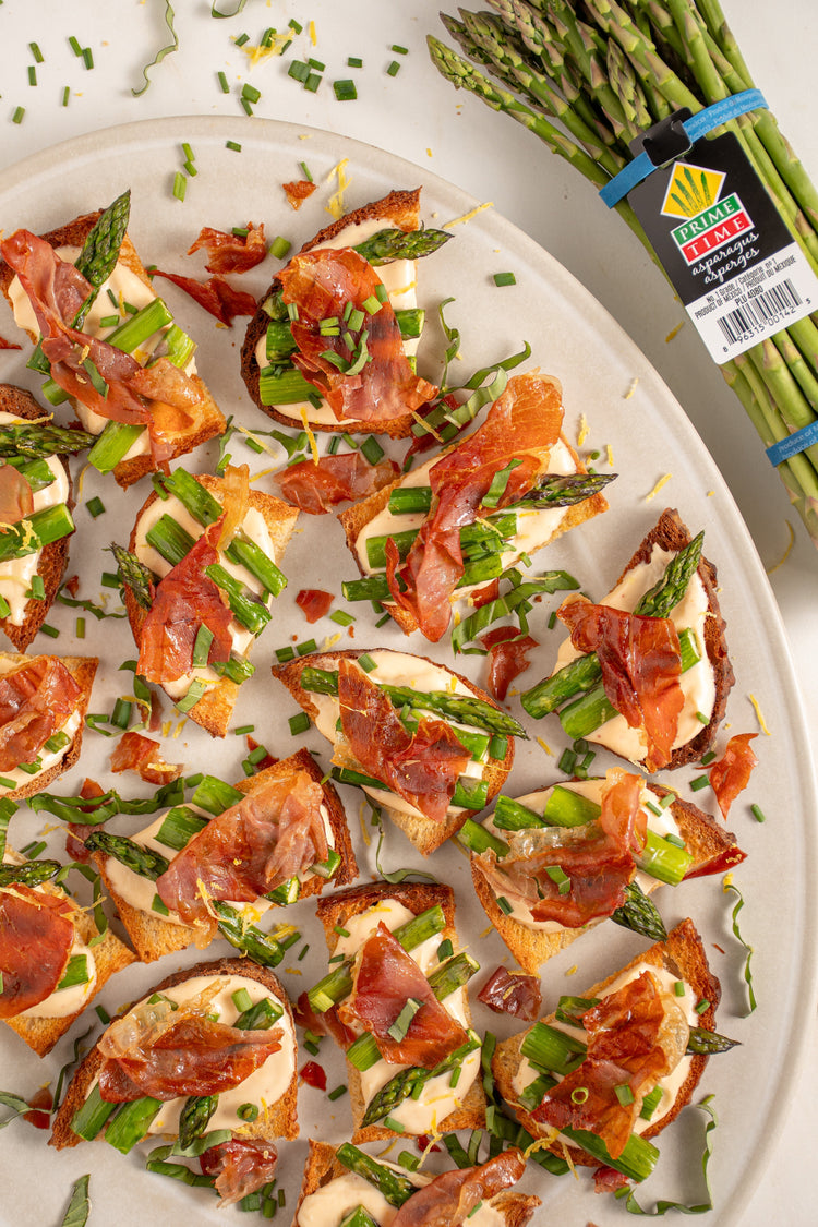 Prosciutto and Asparagus Mini Toasts
